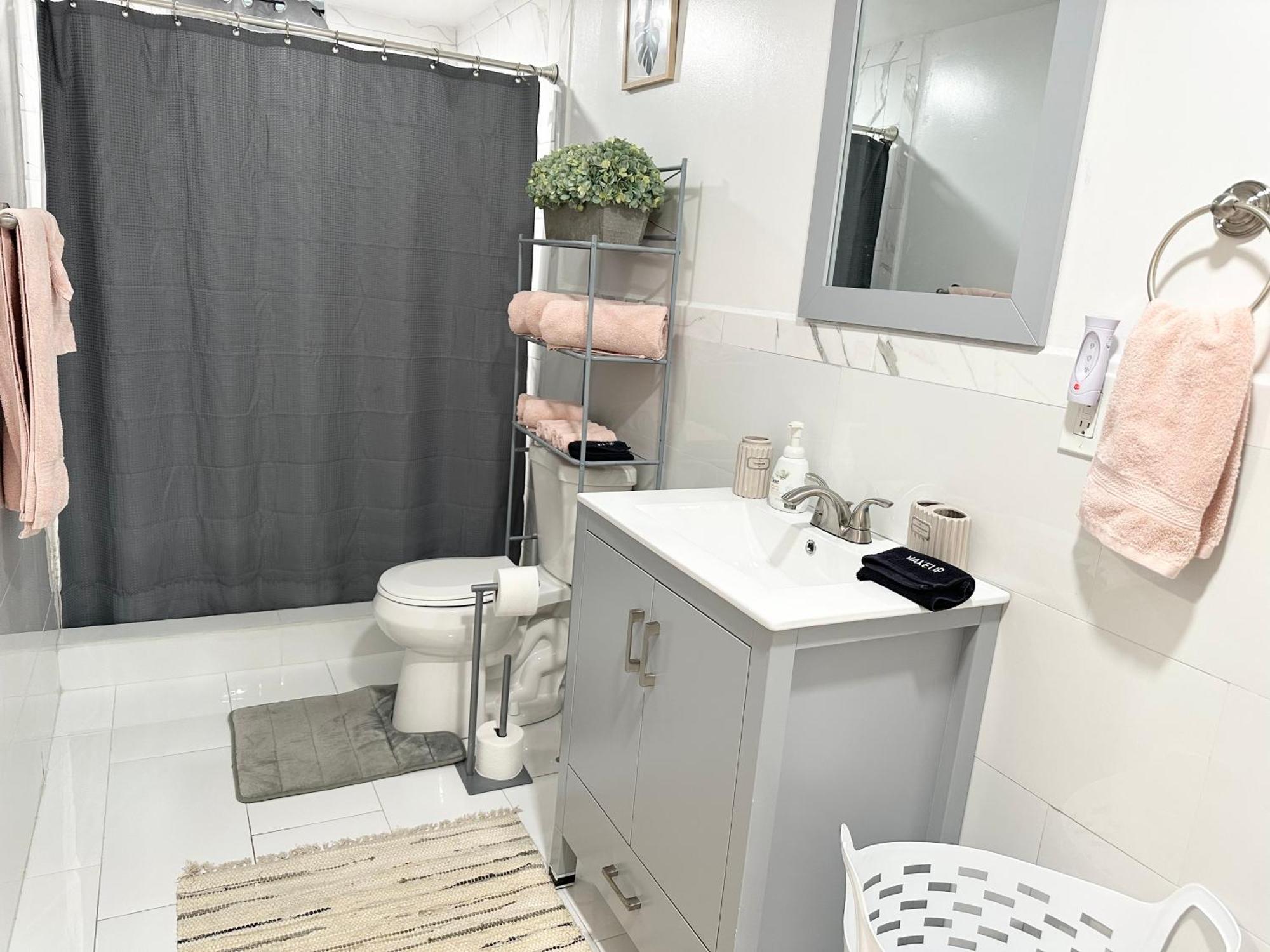New! Bluestone Getaway In Christiansted Usvi ! Lejlighed Eksteriør billede