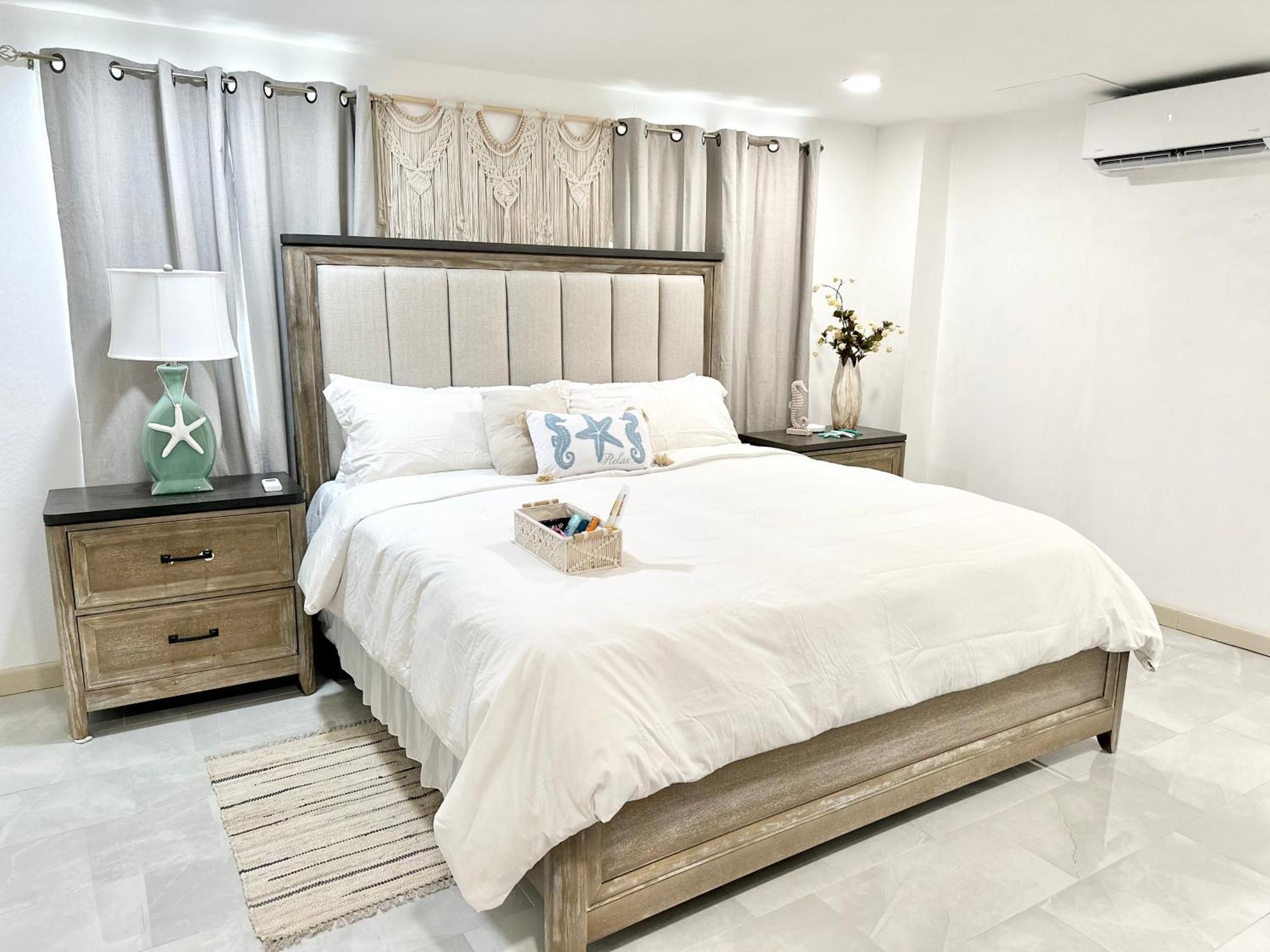 New! Bluestone Getaway In Christiansted Usvi ! Lejlighed Eksteriør billede